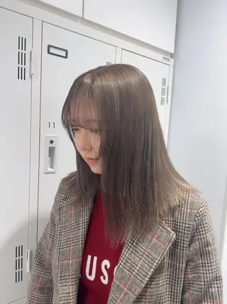 セミロング 🎀藤沢 ﾊｲﾄｰﾝ ららのヘアスタイル