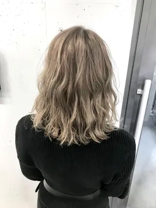 ミディアム カラー 新井 広樹のヘアスタイル