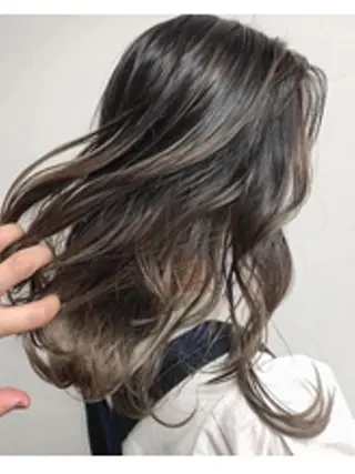 セミロング カラー ヘアアレンジ 【公式】amble luxe池袋東口🩷のヘアスタイル