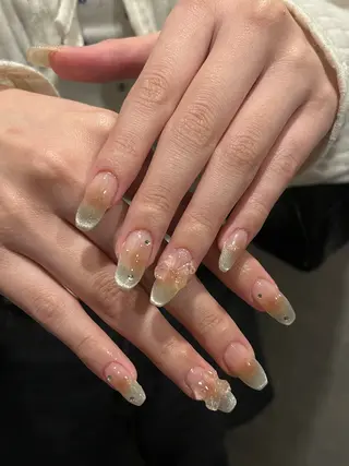 ネイル supe_ シイナのネイルデザイン