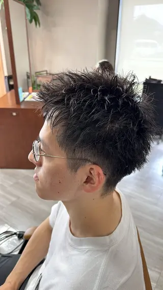 メンズ arika オケシ　リョウダイのヘアスタイル