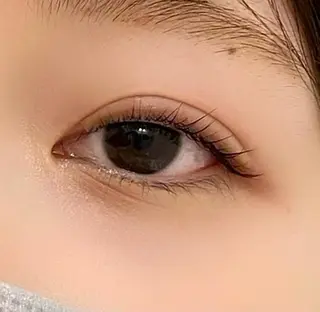 メンズ マツエク・マツパ irieアイリー 鈴木紀美の眉毛・アイブロウイメージ