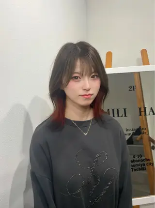 ミディアム ))カラー特化(( 渡邉 怜のヘアスタイル