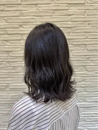 ミディアム amie by AFLOAT 浦和店のヘアスタイル