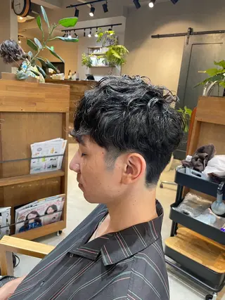 パーマ メンズ Loma ミレイのヘアスタイル