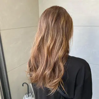 ロング カラー 天池 結衣のヘアスタイル