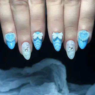 ネイル BLUE CORAのネイルデザイン