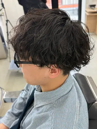 ショート カラー パーマ ヘアアレンジ メンズ 亀井隆汰/メンズ専門 パーマ特化美容師のヘアスタイル