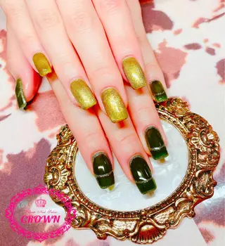 ネイル CROWN プライベートサロンのネイルデザイン