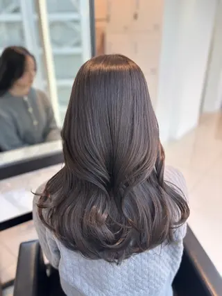セミロング カラー ️髪質改善カラー /美髪矯正🎀こゆきのヘアスタイル