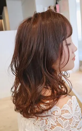 セミロング 岩間 祐佳のヘアスタイル