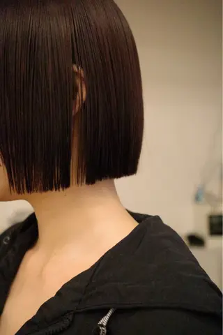 ショート ミタニ ナギサのヘアスタイル