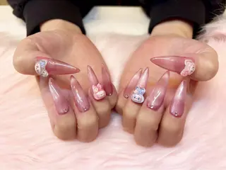 ロング Nailsalon Little Rのネイルデザイン