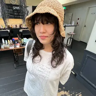 ミディアム パーマ 大久保 佳那のヘアスタイル