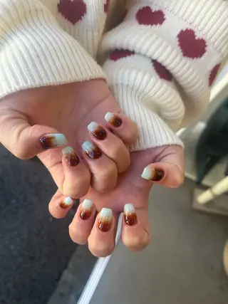 ネイル AT.1011 (ハルカ)のネイルデザイン