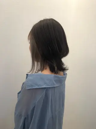 カラー ツノガイ エリのヘアスタイル