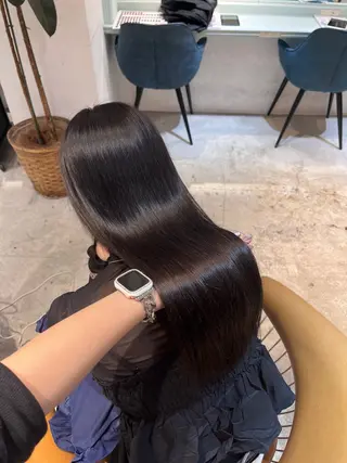 ロング カラー 髪質改善/縮毛矯正/ レイヤーカットななこのヘアスタイル