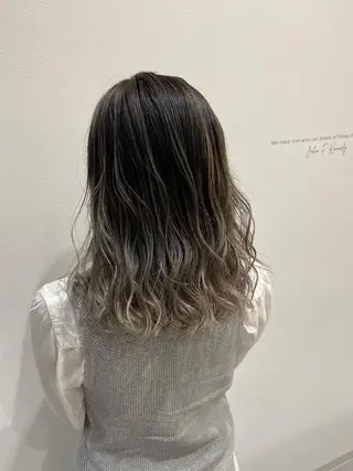 ミディアム カラー 鍵谷 公宏のヘアスタイル