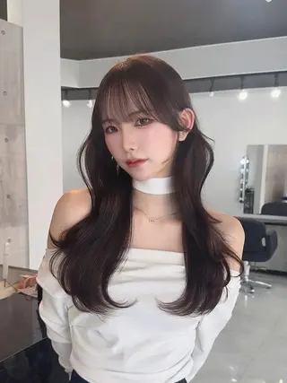 ロング レイヤー・ブリーチ kiyotoshiのヘアスタイル