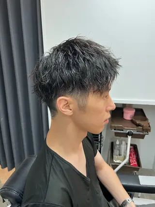 ショート パーマ メンズ 佐々木 優人のヘアスタイル