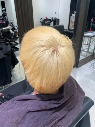 ショート カラー メンズモデル板橋 島田依杏のヘアスタイル