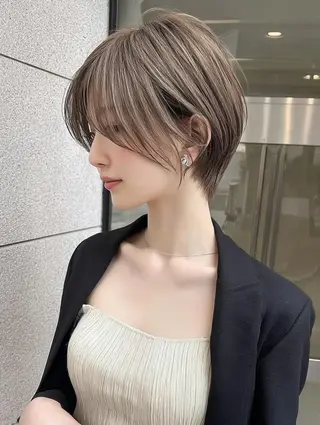 ショート 篠宮 葉己のヘアスタイル