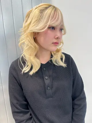 ロング カラー ブリーチ/ハイトーン /レイヤーのヘアスタイル