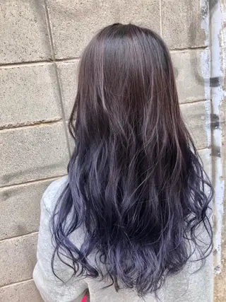 カラー ライブトレア YOSHIKIのヘアスタイル