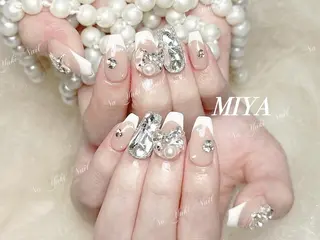 ネイル 🦋 Queenieのネイルデザイン