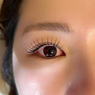 マツエク・マツパ eyelash LAB Lien所属・Lien山田 芽吹のマツエク・マツパデザイン