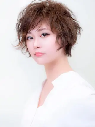 ショート カラー 【白髪ぼかし】 愛甲竜佑のヘアスタイル