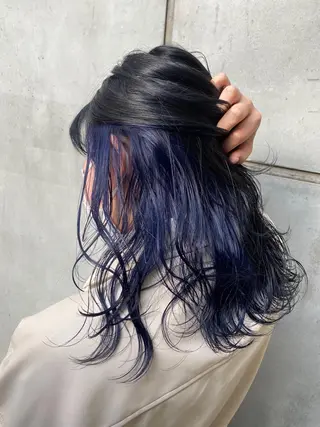 セミロング カラー ハイトーン/レイヤー 似合わせ・ユキノのヘアスタイル