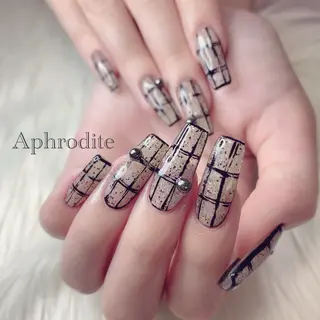ネイル Aphrodite パラジェル認定サロンのネイルデザイン