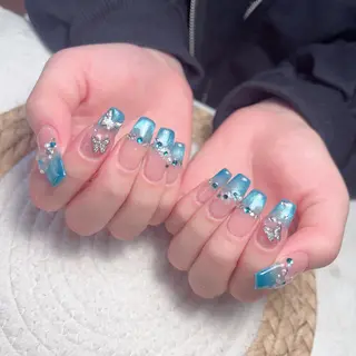 ネイル Maggie Nail🦩のネイルデザイン
