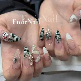 ネイル Emir Nailのネイルデザイン