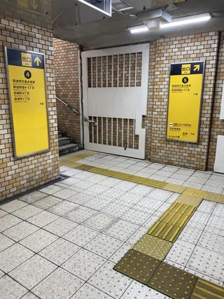 TOPBROW マユリのマツエク・マツパデザイン