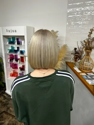 カラー 西浦 たくみのヘアスタイル