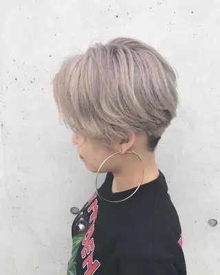 ショート カラー &SONS 小林亨のヘアスタイル