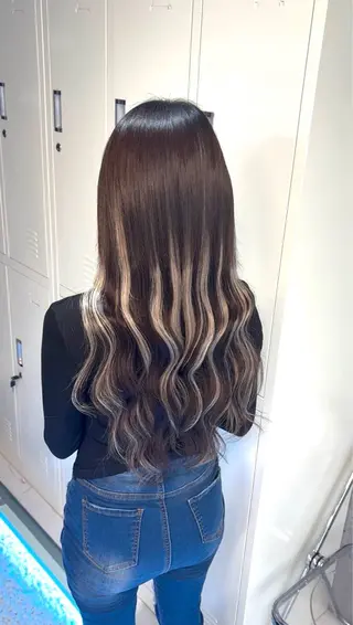 ロング 立川ハイトーン💫 Minoriのヘアスタイル
