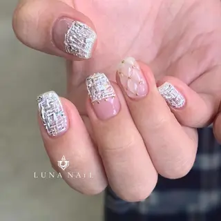 ネイル アトリエ　ミモザ所属・いまむら あかりのネイルデザイン