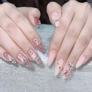 ネイル Queens みなみのネイルデザイン