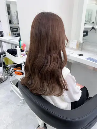 ミディアム 韓国ヘア/レイヤー 🩶トレンドスタイルのヘアスタイル