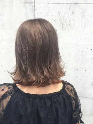 ミディアム カラー ゴトウ ノブヒトのヘアスタイル