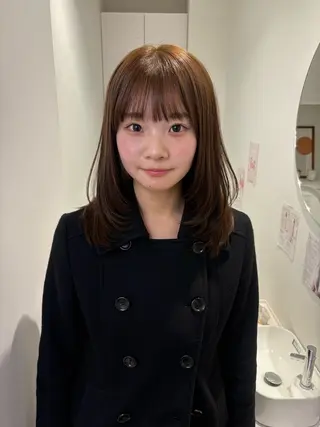 ミディアム 透けるカラー/レイヤ ー❄️KIRATOのヘアスタイル