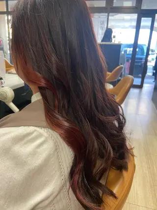 ロング カラー 千上 結希奈のヘアスタイル