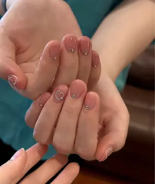 ショート めぐみのネイルサロン スタッフ練習のネイルデザイン