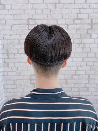 ショート カラー パーマ ヘアアレンジ メンズ ブリーチなし艶カラー 東家のヘアスタイル