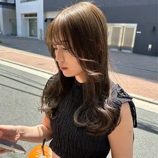 ロング カラー Rinka/梅田/ 透け感カラー🤎のヘアスタイル