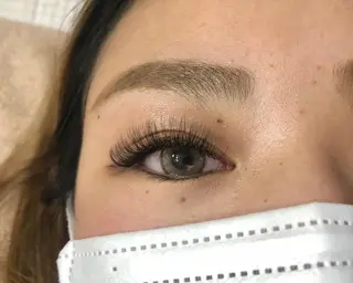 マツエク・マツパ Myu 𝖱𝗂𝗋𝖺の眉毛・アイブロウイメージ