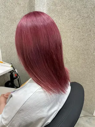 ミディアム 韓国風レイヤー ハイトーンRYOTAのヘアスタイル